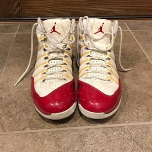 Air Jordan Tennis Shoes